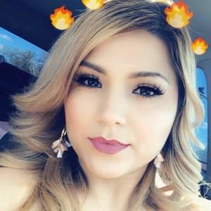 Meet your Posher, Blanca